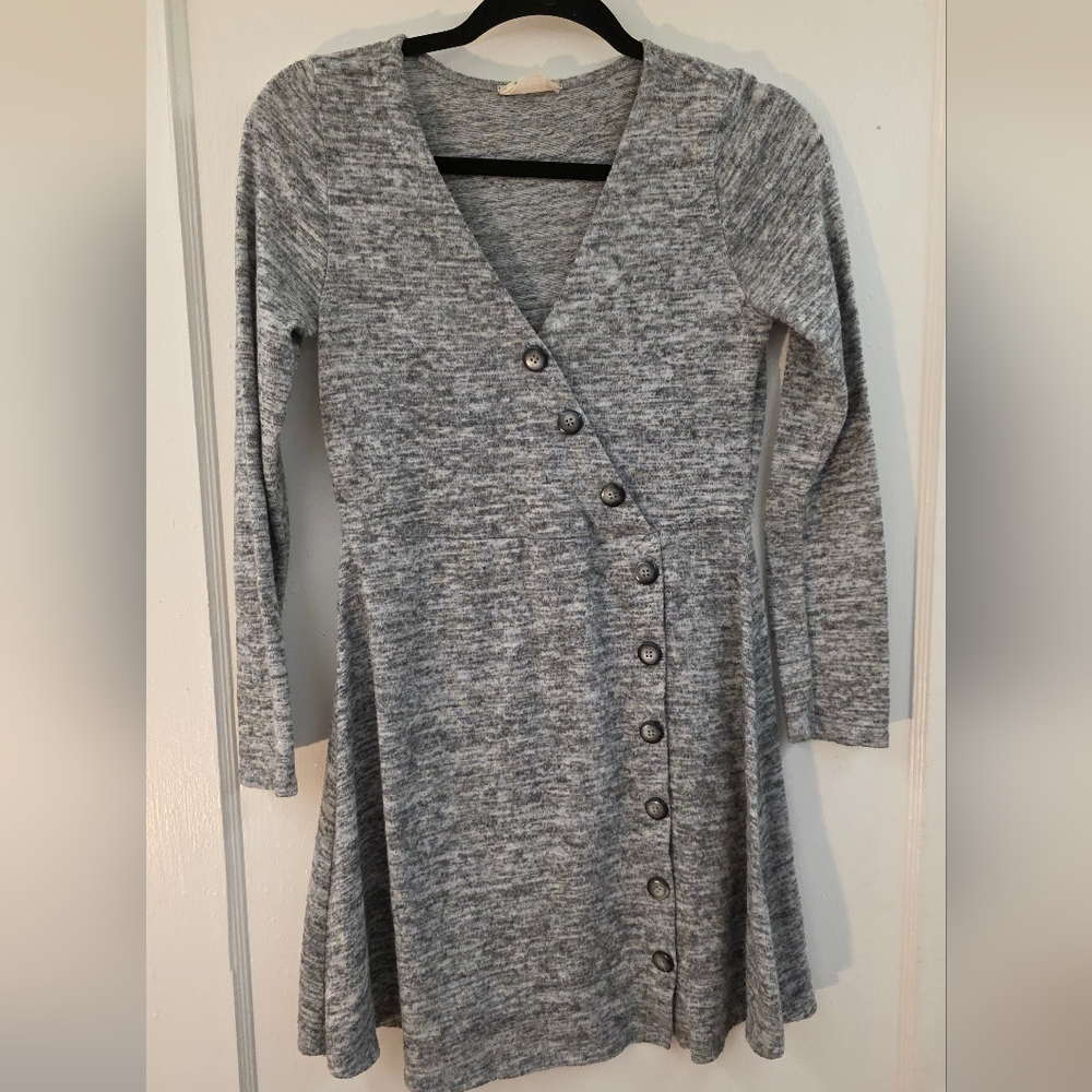 Altar’d State Mini Dress Long Sleeve Button Accent Light Gray Size SMALL EUC - Picture 2 of 9